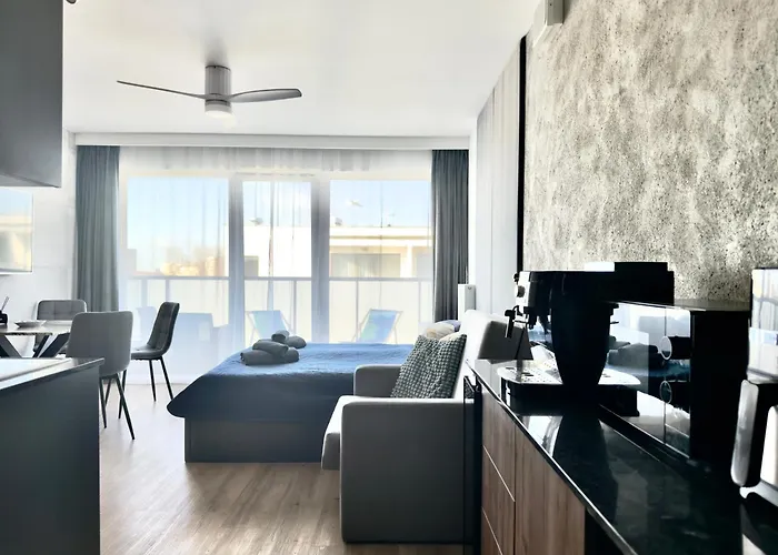 Premium Z Basenem, Kasprowicza 20b 450m Do Plazy, Parking, Silownia * Kolberg