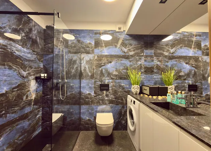 Premium Z Basenem, Kasprowicza 20b 450m Do Plazy, Parking, Silownia Apartment *